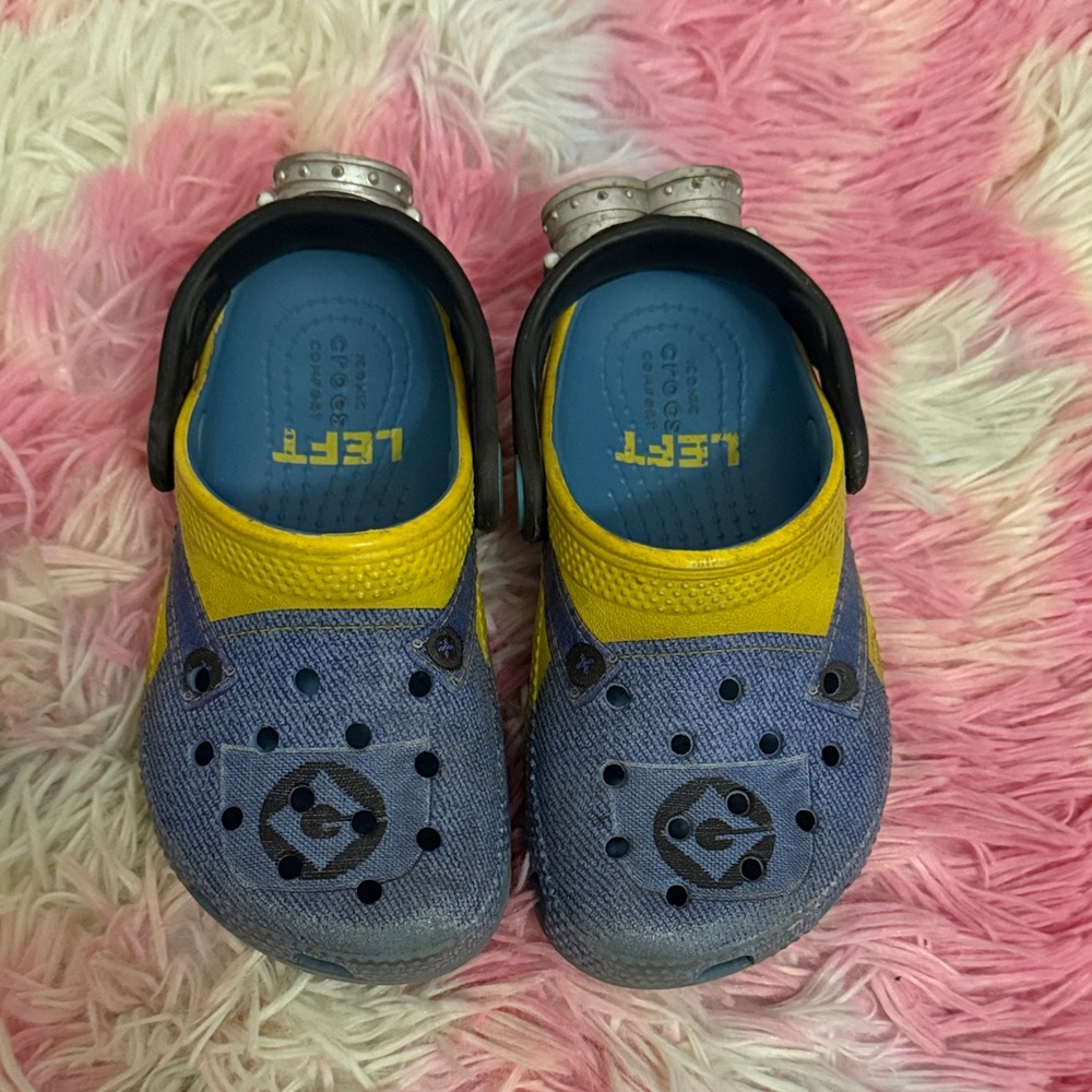 CROCS Kids Water Shoes in Blue and Yellow